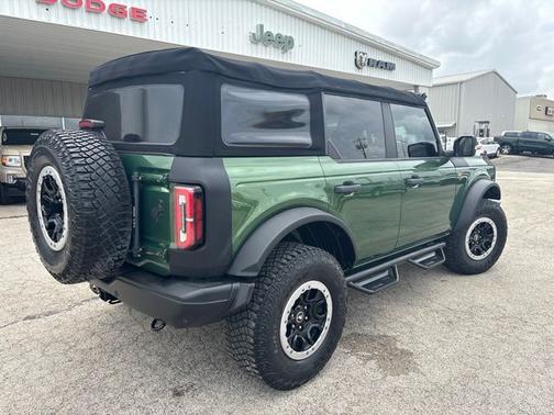 Green Metallic 2022 Ford Bronco Badlands