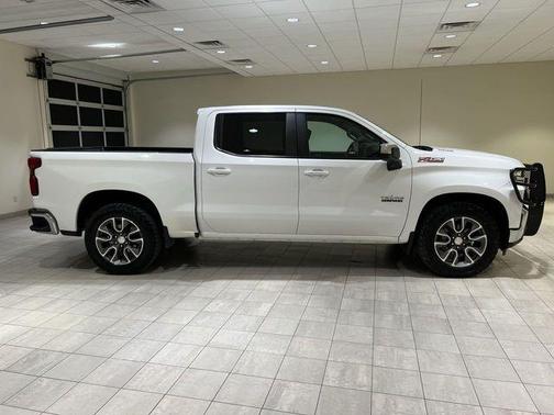Summit White 2021 Chevrolet Silverado 1500 LT