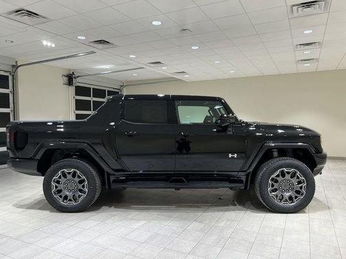 Black 2024 GMC HUMMER EV Pickup 3X
