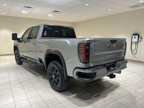 2024 GMC Sierra 2500 AT4