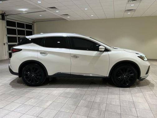 White 2020 Nissan Murano Platinum