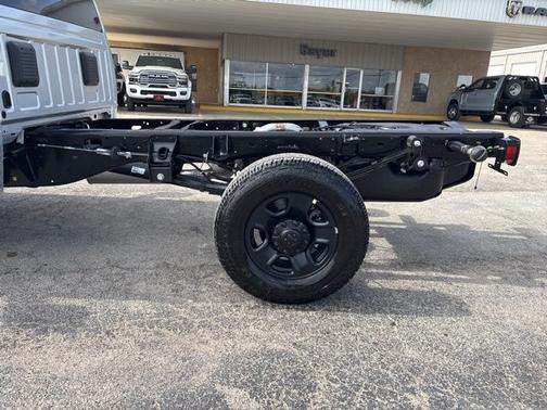Silver Zynith 2026 RAM 3500 Tradesman