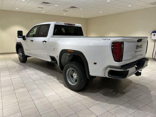 Summit White 2026 GMC Sierra 3500 Pro