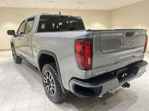 Sterling 2024 GMC Sierra 1500 AT4