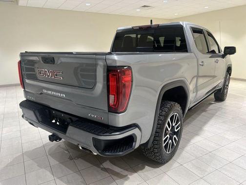 Sterling 2024 GMC Sierra 1500 AT4
