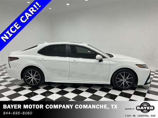 2024 Toyota Camry SE