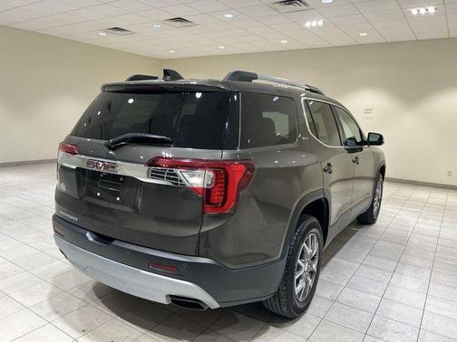 2020 GMC Acadia SLT
