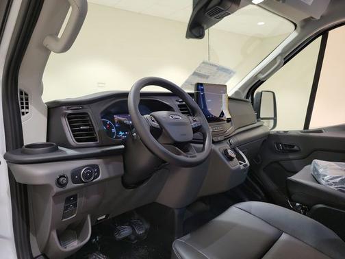 Oxford White 2022 Ford Transit-350 Base