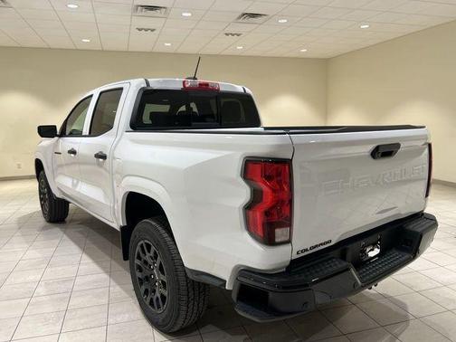 Summit White 2026 Chevrolet Colorado WT