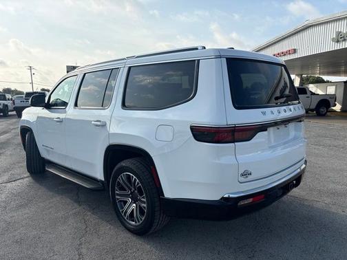 Bright White Clearcoat 2024 Jeep Wagoneer Base