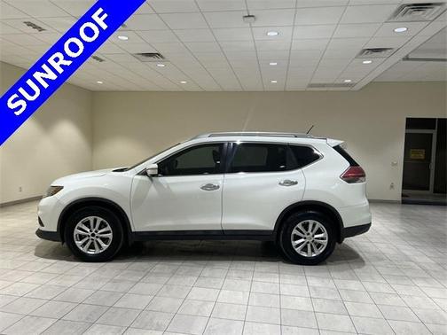 2016 Nissan Rogue SV