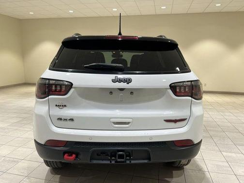 Bright White Clearcoat 2025 Jeep Compass Trailhawk
