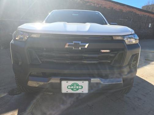 Summit White 2026 Chevrolet Colorado Trail Boss