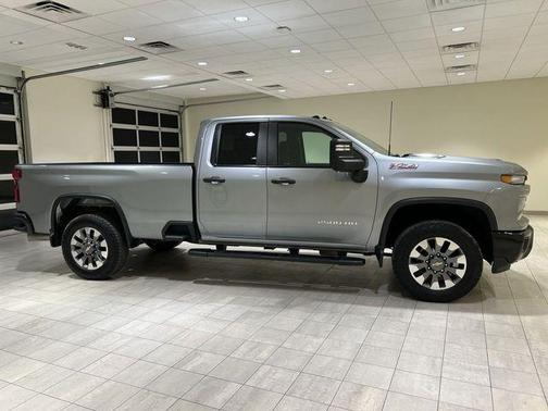 Sterling Gray Metallic 2024 Chevrolet Silverado 2500 Custom