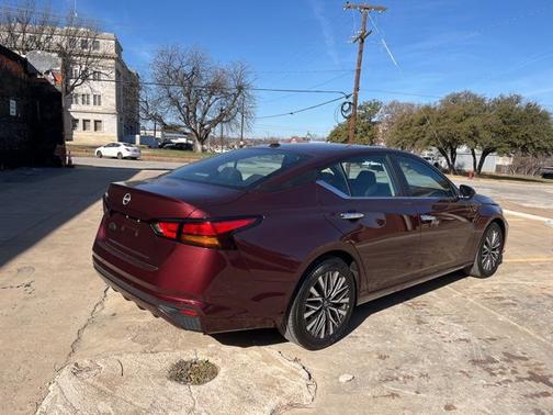 Garnet Pearl Metallic 2025 Nissan Altima 2.5 SV