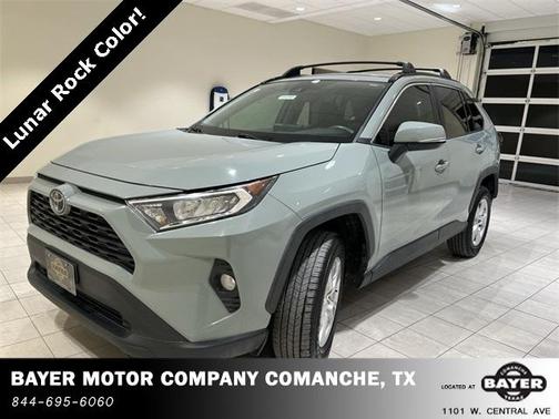2020 Toyota RAV4 XLE