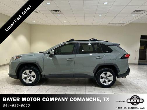 2020 Toyota RAV4 XLE