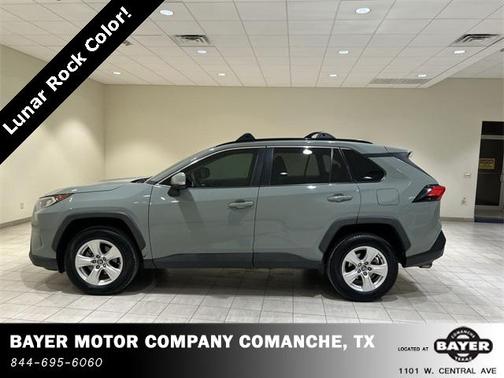 2020 Toyota RAV4 XLE