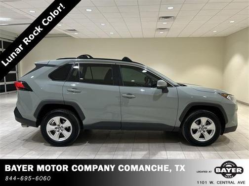 2020 Toyota RAV4 XLE