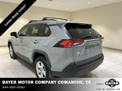 2020 Toyota RAV4 XLE