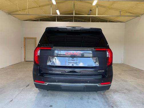 Titanium Rush Metallic 2025 GMC Yukon Elevation