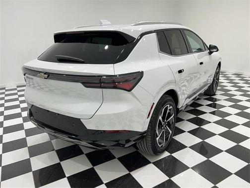 2024 Chevrolet Equinox EV LT