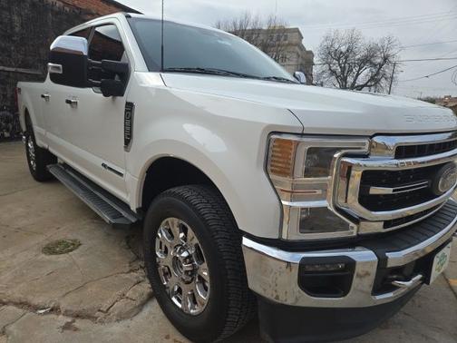White Metallic 2021 Ford F-250 Lariat