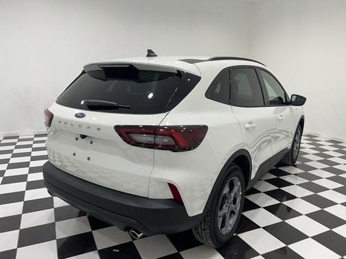 Star White Metallic Tri-Coat 2026 Ford Escape ST-Line