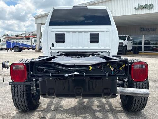 Bright White Clearcoat 2026 RAM 3500 Tradesman
