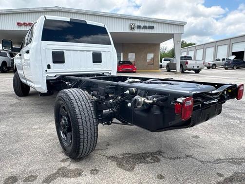 Bright White Clearcoat 2026 RAM 3500 Tradesman