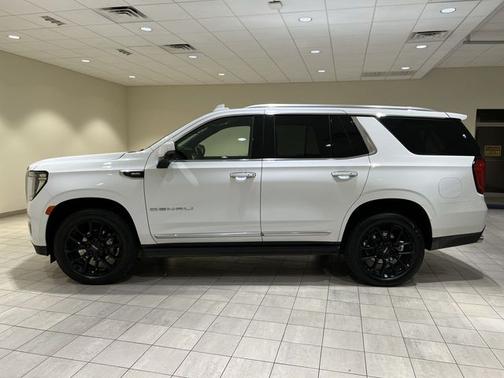 Summit White 2023 GMC Yukon Denali