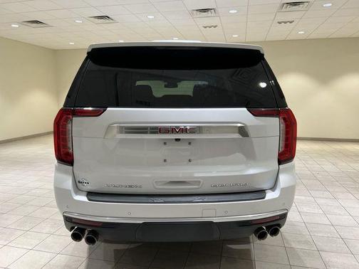 Summit White 2023 GMC Yukon Denali