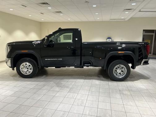Onyx Black 2026 GMC Sierra 3500 SLE
