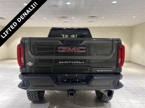 2023 GMC Sierra 2500 Denali