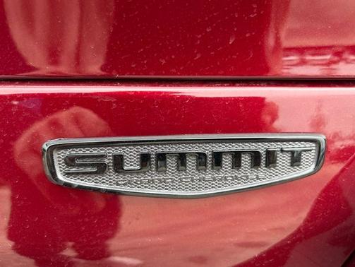 Velvet Red Pearlcoat 2026 Jeep Grand Cherokee L Summit