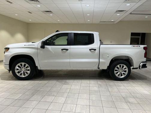 Summit White 2026 Chevrolet Silverado 1500 Custom