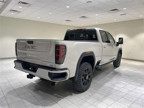 2026 GMC Sierra 2500 AT4