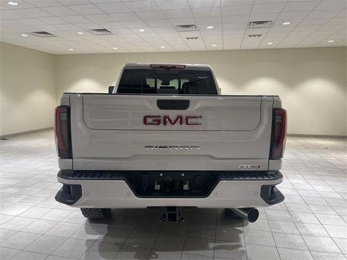 2026 GMC Sierra 2500 AT4