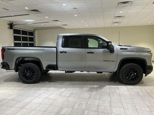 Sterling Gray Metallic 2026 Chevrolet Silverado 2500 LT