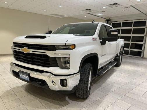 Summit White 2024 Chevrolet Silverado 2500 LT