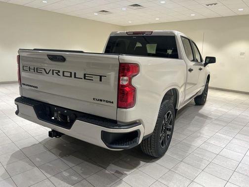 White Sand 2026 Chevrolet Silverado 1500 Custom