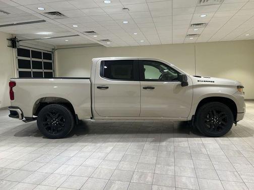 White Sand 2026 Chevrolet Silverado 1500 Custom