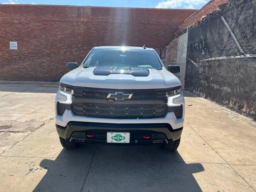 Summit White 2026 Chevrolet Silverado 1500 LT Trail Boss