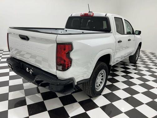 Summit White 2026 Chevrolet Colorado WT