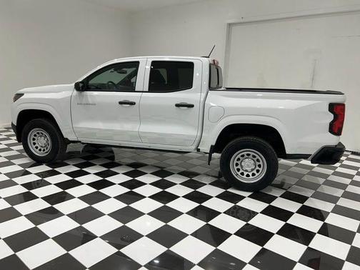 Summit White 2026 Chevrolet Colorado WT