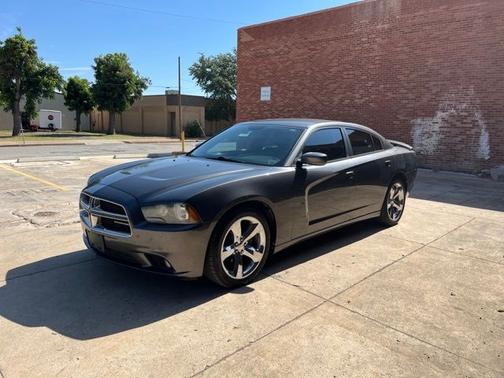 Granite Crystal Metallic Clearcoat 2013 Dodge Charger SXT