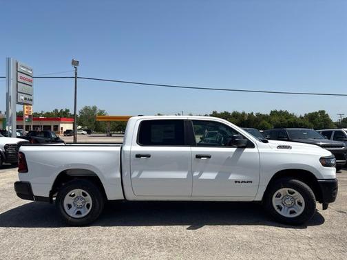 Bright White Clearcoat 2026 RAM 1500 Tradesman