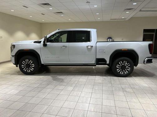 Glacier White 2026 GMC Sierra 2500 Denali Ultimate