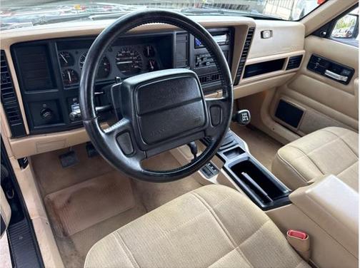 1996 Jeep Cherokee Sport 4WD