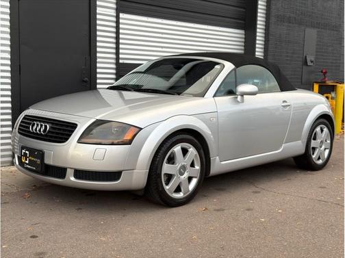2001 Audi TT Roaster Cabriolet FWD 5-Speed Manual w/ 180HP Eng